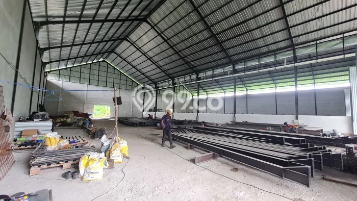 Disewakan Gudang di Gianyar Gianyar LT 3000m2, LB 1296m2 Disewakan Gudang di Gianyar Gianyar LT 3000m2, LB 1296m2