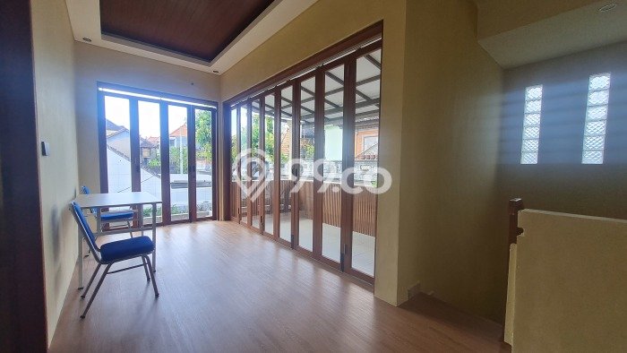 Rumah Disewakan Badung LT 300m2 LB 200m2 Area Kerobokan Rumah Disewakan Badung LT 300m2 LB 200m2 Area Kerobokan