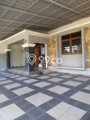 Hunian Cantik Minimalis Lb 180m2 di Pedurungan, Semarang Hunian Cantik Minimalis Lb 180m2 di Pedurungan, Semarang
