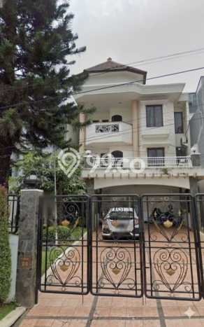 Rumah Elit LB 700m2 Siap Pakai Desain Elegan di Bukit Sari, Semarang Rumah Elit LB 700m2 Siap Pakai Desain Elegan di Bukit Sari, Semarang