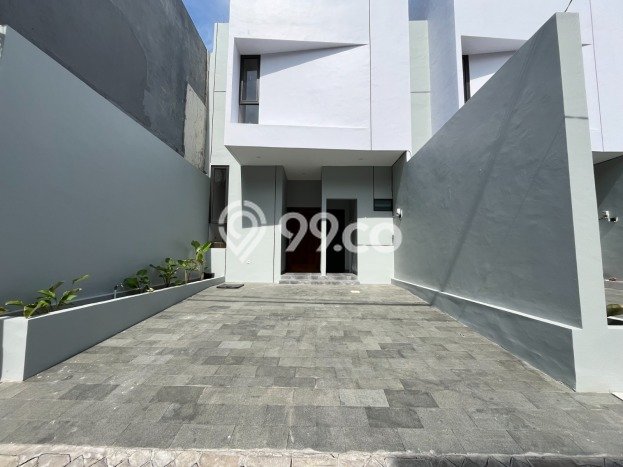Hunian Cantik Minimalis Lb 124m2 di Mulyorejo, Surabaya Hunian Cantik Minimalis Lb 124m2 di Mulyorejo, Surabaya
