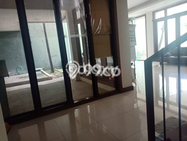 For Sale Rumah Elit Exclusive di Mulyorejo, Surabaya For Sale Rumah Elit Exclusive di Mulyorejo, Surabaya