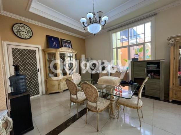Rumah Mewah Dijual LT 375m2 di Mulyorejo, Surabaya Rumah Mewah Dijual LT 375m2 di Mulyorejo, Surabaya
