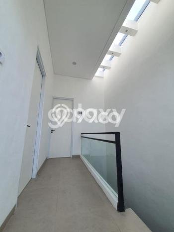 Jual Rumah Bagus Siap Huni LB 100m2 di Tenggilis Mejoyo, Surabaya Jual Rumah Bagus Siap Huni LB 100m2 di Tenggilis Mejoyo, Surabaya