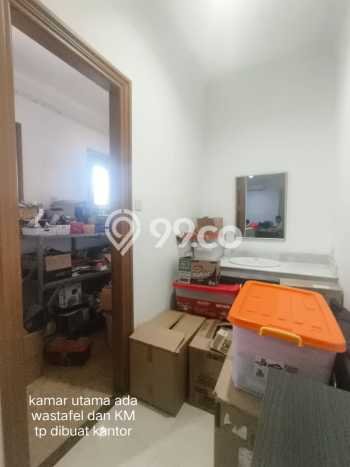 Rumah Siap Huni LT 250m2m² / LB 310m2m² di Lokasi Premium Sukolilo, Surabaya Rumah Siap Huni LT 250m2m² / LB 310m2m² di Lokasi Premium Sukolilo, Surabaya