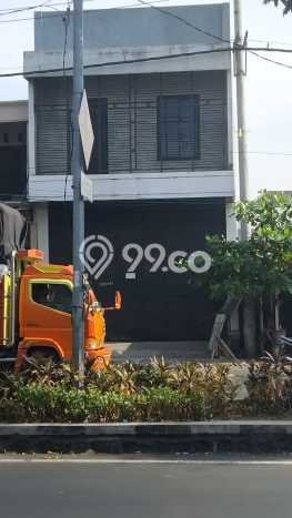 Ruko For Rent di , Luas 216m2m², Lokasi Strategis, Siap Bisnis Ruko For Rent di , Luas 216m2m², Lokasi Strategis, Siap Bisnis