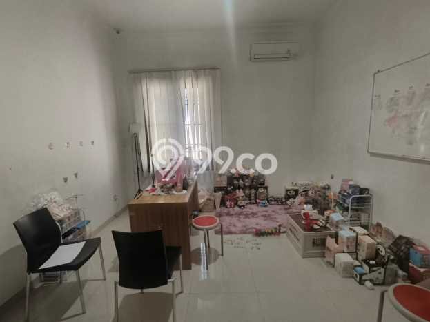 BEST INVESTMENT! Rumah di Sukolilo, Luas 310m2m² LB 389m2m² BEST INVESTMENT! Rumah di Sukolilo, Luas 310m2m² LB 389m2m²