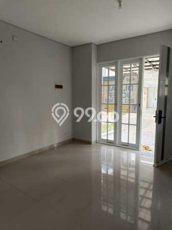 Jual Rumah Strategis Bagus Punya 2 KT di Lakarsantri Surabaya SHM Jual Rumah Strategis Bagus Punya 2 KT di Lakarsantri Surabaya SHM