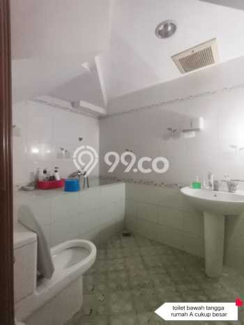 BEST INVESTMENT! Rumah di Sukolilo, Luas 310m2m² LB 389m2m² BEST INVESTMENT! Rumah di Sukolilo, Luas 310m2m² LB 389m2m²