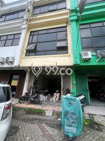 Ruko paling strategis disewakan di Tenggilis Mejoyo Surabaya Ruko paling strategis disewakan di Tenggilis Mejoyo Surabaya