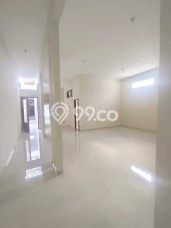 Lokasi Strategis! Dijual Ruko Bisnis di Bubutan, Surabaya Kondisi Bagus Lokasi Strategis! Dijual Ruko Bisnis di Bubutan, Surabaya Kondisi Bagus