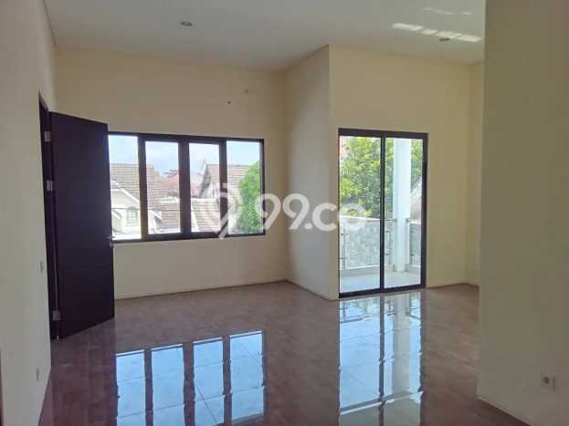 Dijual Rumah Strategis Bagus Punya 3 KT di Sidoarjo Sidoarjo SHM Dijual Rumah Strategis Bagus Punya 3 KT di Sidoarjo Sidoarjo SHM