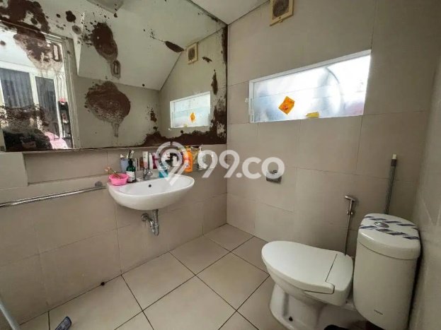 Jual Rumah Luas Elegan Dengan View Cantik di Pakuwon City, Surabaya Jual Rumah Luas Elegan Dengan View Cantik di Pakuwon City, Surabaya