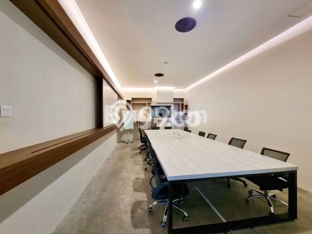 FOR RENT! Kantor di Gajahmada Cocok untuk Bisnis 25000m2 FOR RENT! Kantor di Gajahmada Cocok untuk Bisnis 25000m2