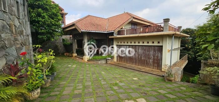 Hunian Elit LB 255m2 Siap Huni Desain Elegan di Srondol, Semarang Hunian Elit LB 255m2 Siap Huni Desain Elegan di Srondol, Semarang