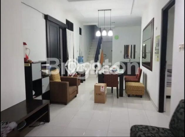 Jual Rumah Mewah Megah Dengan View Eksklusif di Pleburan, Semarang Jual Rumah Mewah Megah Dengan View Eksklusif di Pleburan, Semarang