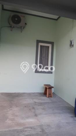 Rumah sewa siap pakai 2 KT di Tanah Mas, Semarang Rumah sewa siap pakai 2 KT di Tanah Mas, Semarang