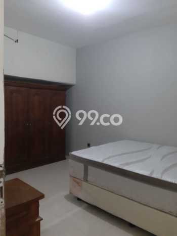 Disewakan! Rumah 3 Kamar Tidur &
2 Kamar Mandi di Kedungmundu, Semarang Disewakan! Rumah 3 Kamar Tidur &
2 Kamar Mandi di Kedungmundu, Semarang