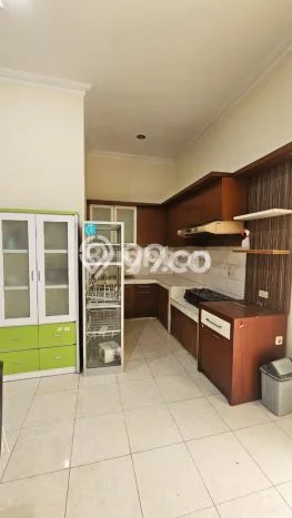Rumah Cantik Siap Pakai Di Semarang Tengah Luas 176m2 Lokasi Strategis Rumah Cantik Siap Pakai Di Semarang Tengah Luas 176m2 Lokasi Strategis