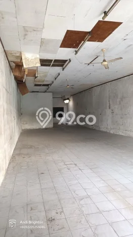 Ruko Dijual di Jombang LT 843m2, LB 465m2 untuk Investasi Ruko Dijual di Jombang LT 843m2, LB 465m2 untuk Investasi