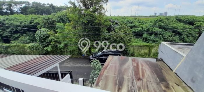 Rumah Luas Asri 3 KT Siap Huni di Raffles Hills Jakarta Timur Rumah Luas Asri 3 KT Siap Huni di Raffles Hills Jakarta Timur