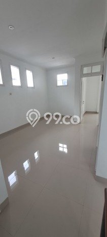 Jual Rumah Eksklusif 3 KT di Kota Wisata, Jakarta Timur Jual Rumah Eksklusif 3 KT di Kota Wisata, Jakarta Timur