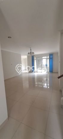Rumah Luxury Modern Siap Huni di Kota Wisata Jakarta Timur Rumah Luxury Modern Siap Huni di Kota Wisata Jakarta Timur