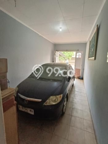 Rumah Luxury Modern Tanpa Renovasi di Kota Wisata Jakarta Timur Rumah Luxury Modern Tanpa Renovasi di Kota Wisata Jakarta Timur