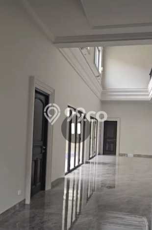 Ready to Use! Luxury House LT 300m2 Desain Modern di Kota Wisata Ready to Use! Luxury House LT 300m2 Desain Modern di Kota Wisata