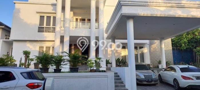 For Sale! Luxury House LT 710m2 Desain Modern di Legenda Wisata For Sale! Luxury House LT 710m2 Desain Modern di Legenda Wisata