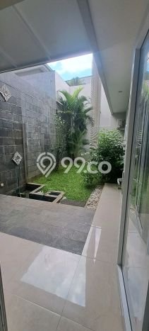 Rumah Luxury Modern Siap Huni di Kota Wisata Jakarta Timur Rumah Luxury Modern Siap Huni di Kota Wisata Jakarta Timur