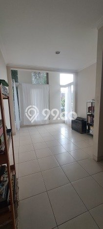 Rumah Modern 4 KT di Kota Wisata Jakarta Timur Unfurnished Rumah Modern 4 KT di Kota Wisata Jakarta Timur Unfurnished