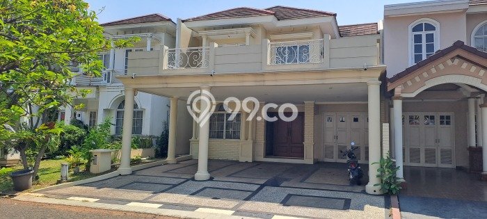 Dijual Rumah Mewah Elegan Dengan View Eksklusif di Kota Wisata, Jakarta Timur Dijual Rumah Mewah Elegan Dengan View Eksklusif di Kota Wisata, Jakarta Timur