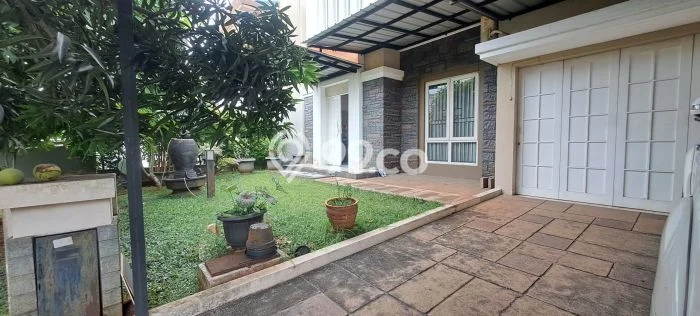 Rumah Elit LB 300m2 Siap Huni Desain Elegan di Kota Wisata, Jakarta Timur Rumah Elit LB 300m2 Siap Huni Desain Elegan di Kota Wisata, Jakarta Timur