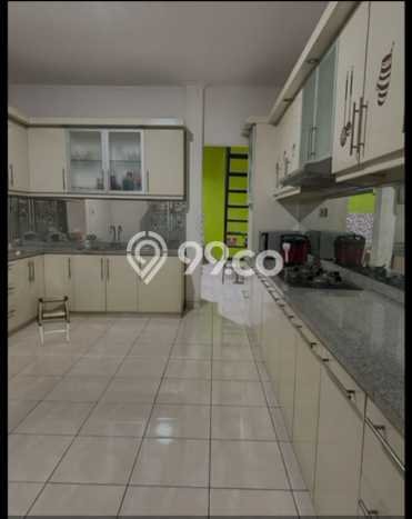 Jual Rumah Mewah Elegan Dengan View Eksklusif di Kota Wisata, Jakarta Timur Jual Rumah Mewah Elegan Dengan View Eksklusif di Kota Wisata, Jakarta Timur