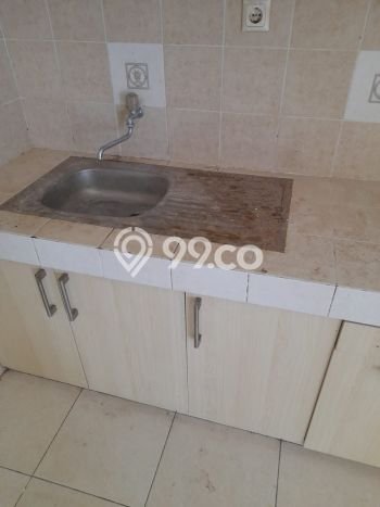 Rumah Elit Modern Tanpa Renovasi di Kota Wisata Jakarta Timur Rumah Elit Modern Tanpa Renovasi di Kota Wisata Jakarta Timur