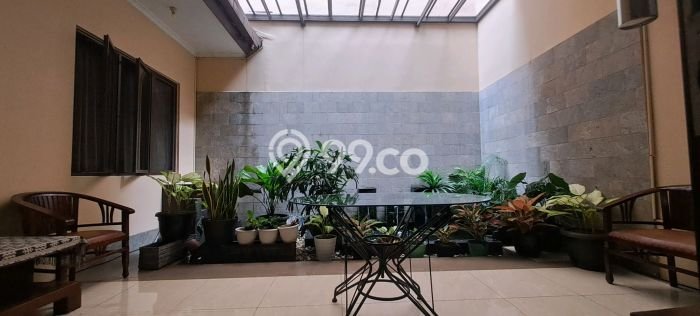 Hunian Mewah LB 350m2 Siap Pakai Desain Elegan di Cibubur, Jakarta Timur Hunian Mewah LB 350m2 Siap Pakai Desain Elegan di Cibubur, Jakarta Timur