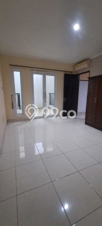 Rumah Modern 3 KT di Legenda Wisata Jakarta Timur Unfurnished Rumah Modern 3 KT di Legenda Wisata Jakarta Timur Unfurnished