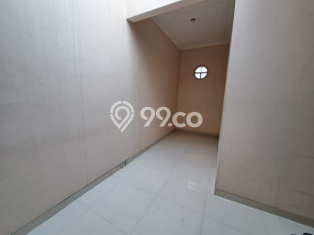 Rumah Minimalis 3 KT di Kota Wisata Jakarta Timur Unfurnished Rumah Minimalis 3 KT di Kota Wisata Jakarta Timur Unfurnished