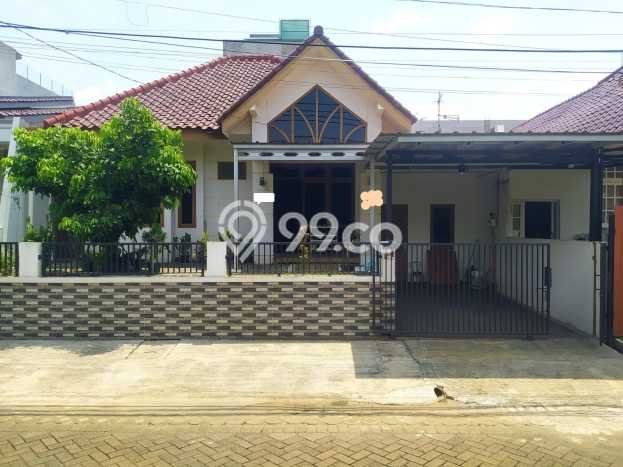 Rumah Strategis Modern Lb 180m2 di Serpong Utara, Tangerang Selatan Rumah Strategis Modern Lb 180m2 di Serpong Utara, Tangerang Selatan