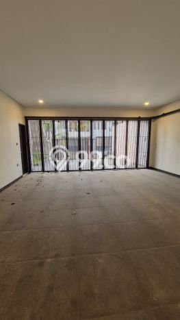 Dijual Rumah Mewah Exclusive di Kebon Jeruk, Jakarta Barat Dijual Rumah Mewah Exclusive di Kebon Jeruk, Jakarta Barat