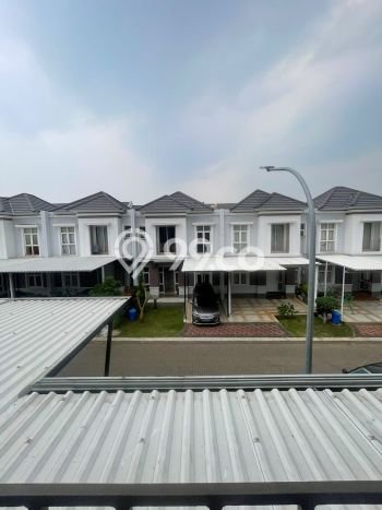 Rumah Minimalis 3 KT di BSD City Tangerang Semi Furnished Rumah Minimalis 3 KT di BSD City Tangerang Semi Furnished