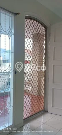 Rumah Cantik Siap Pakai Di Kembangan Luas 208m2 Lokasi Strategis Rumah Cantik Siap Pakai Di Kembangan Luas 208m2 Lokasi Strategis