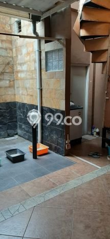 Rumah Luas Asri 3 KT Siap Pakai di Serpong Villa Melati Mas Tangerang Selatan Rumah Luas Asri 3 KT Siap Pakai di Serpong Villa Melati Mas Tangerang Selatan