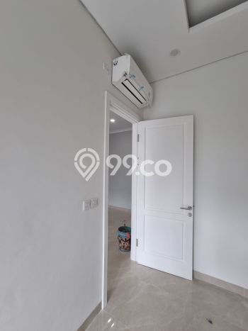 Ready to Use! Luxury House LT 202m2 Desain Elegan di Serpong Villa Melati Mas Ready to Use! Luxury House LT 202m2 Desain Elegan di Serpong Villa Melati Mas