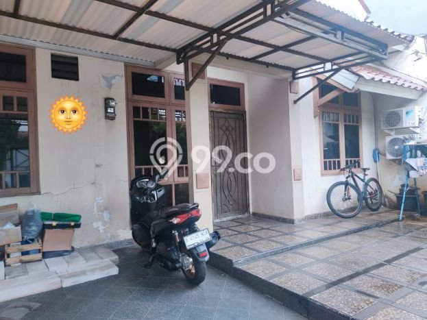 Butuh cepat dijual rumah di villa melati mas Butuh cepat dijual rumah di villa melati mas