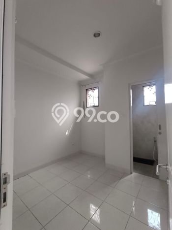 For Sale Hunian Rumah Terawat 2 KT di Gading Serpong, Tangerang For Sale Hunian Rumah Terawat 2 KT di Gading Serpong, Tangerang
