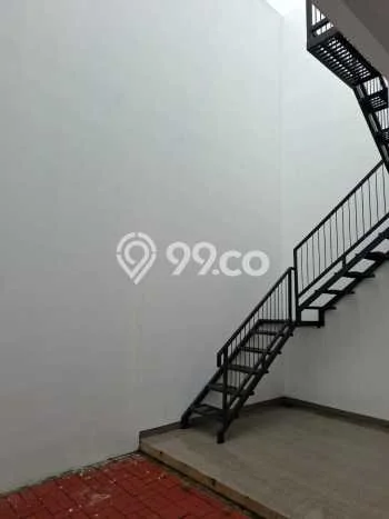 Rumah Sewa Tangerang Selatan LT 136m2 LB 150m2 Kawasan Serpong Regency Melati Mas Rumah Sewa Tangerang Selatan LT 136m2 LB 150m2 Kawasan Serpong Regency Melati Mas