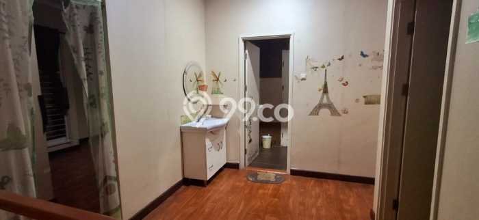 Rumah sewa siap pakai 5 KT di Gading Serpong, Tangerang Rumah sewa siap pakai 5 KT di Gading Serpong, Tangerang