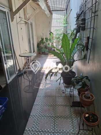 Rumah Luas Asri 3 KT Siap Huni di Villa Melati Mas Tangerang Selatan Rumah Luas Asri 3 KT Siap Huni di Villa Melati Mas Tangerang Selatan